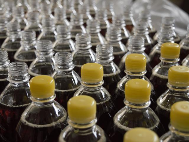 Arshad Pooloo unsplash syrup manufacture